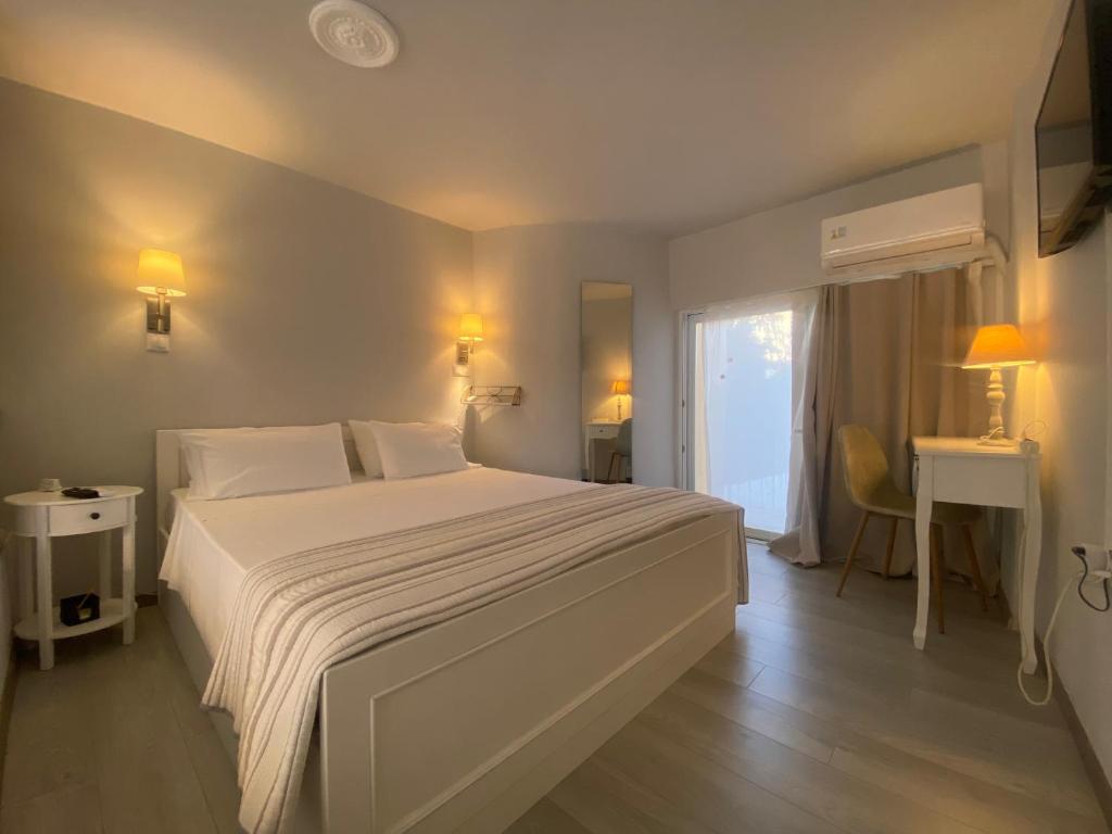 Florida Hotel & Apartments photo